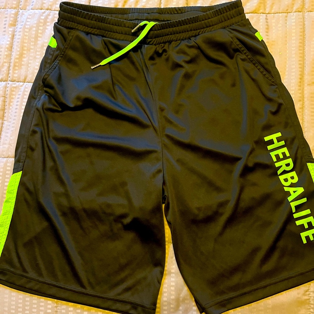 Men’s Herbalife Fitness Shorts, Large
